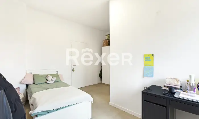 Rexer-Brescia-Quadrilocale-piano-alto-con-box-auto-Altro