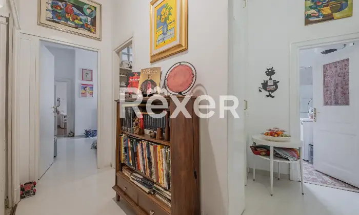 Rexer-Roma-CASAL-BERTONE-Nuda-proprieta-trilocale-in-palazzao-depoca-ristrutturato-Altro