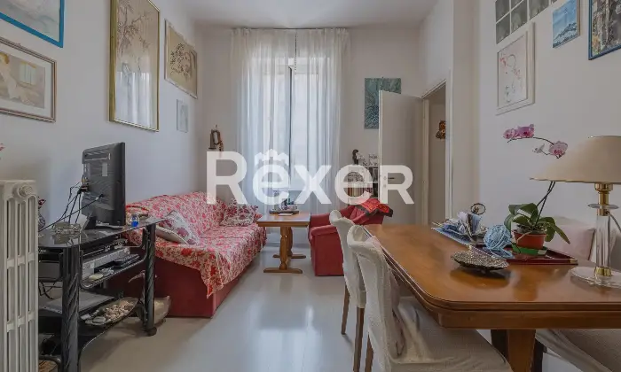 Rexer-Roma-CASAL-BERTONE-Nuda-proprieta-trilocale-in-palazzao-depoca-ristrutturato-Altro