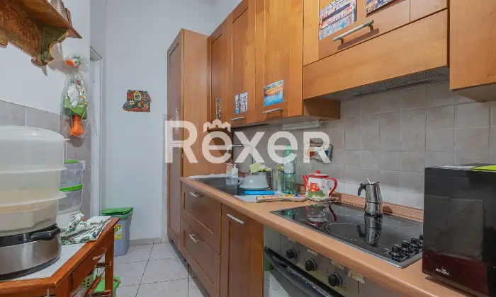 Rexer-Roma-CASAL-BERTONE-Nuda-proprieta-trilocale-in-palazzao-depoca-ristrutturato-Altro
