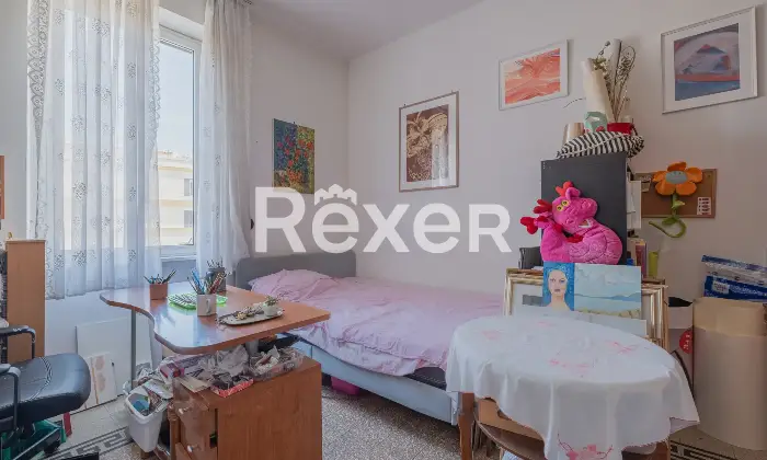 Rexer-Roma-CASAL-BERTONE-Nuda-proprieta-trilocale-in-palazzao-depoca-ristrutturato-Altro