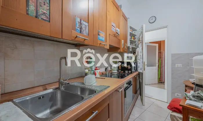 Rexer-Roma-CASAL-BERTONE-Nuda-proprieta-trilocale-in-palazzao-depoca-ristrutturato-Altro
