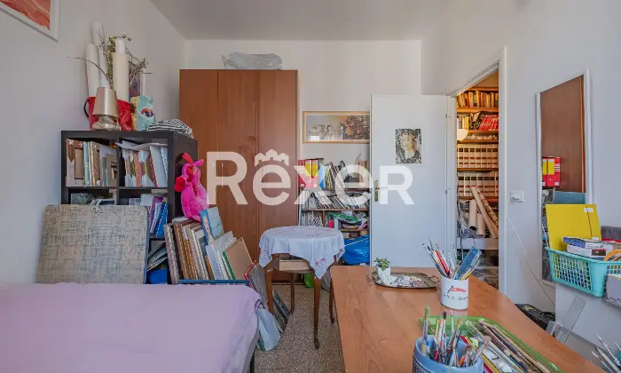 Rexer-Roma-CASAL-BERTONE-Nuda-proprieta-trilocale-in-palazzao-depoca-ristrutturato-Altro