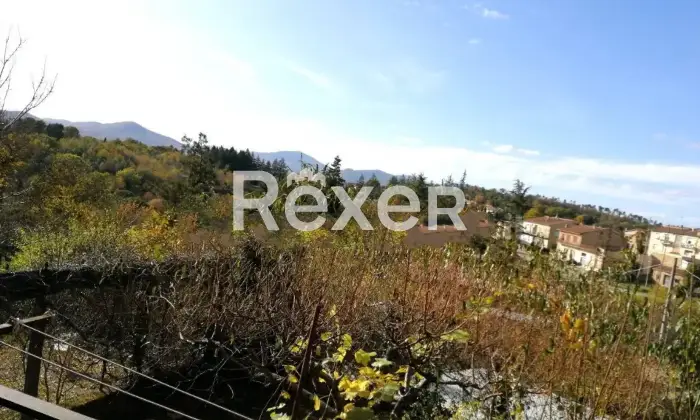 Rexer-Monticiano-Ampio-appartamento-su-due-livelli-con-terrazza-panoramica-nel-centro-storico-a-Monticiano-Altro