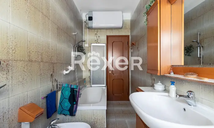 Rexer-Milano-VENDESI-BILOCALE-CON-BOX-Altro