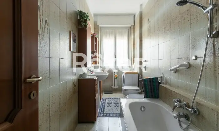 Rexer-Milano-VENDESI-BILOCALE-CON-BOX-Altro