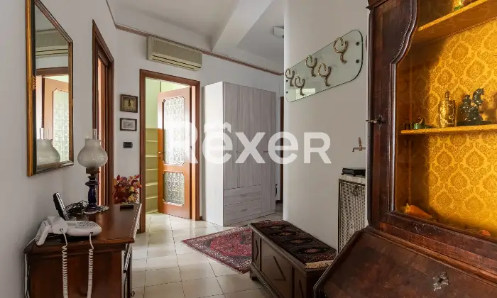 Rexer-Milano-VENDESI-BILOCALE-CON-BOX-Altro