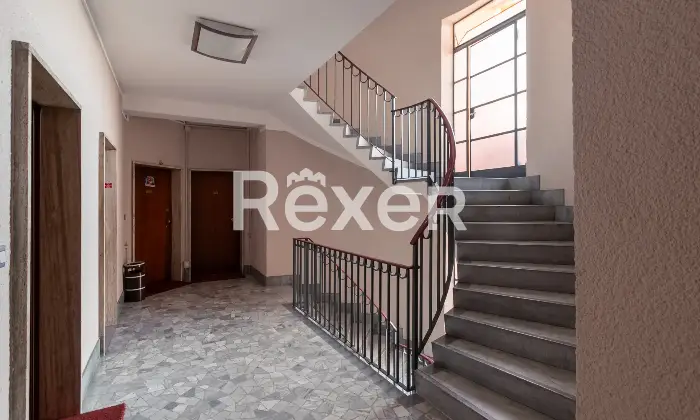Rexer-Milano-VENDESI-BILOCALE-CON-BOX-Altro