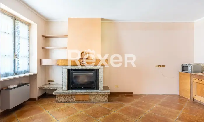 Rexer-Concesio-VILLA-COMPOSTA-DA-DUE-UNITA-Altro