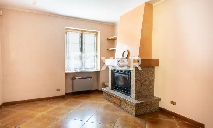 Rexer-Concesio-VILLA-COMPOSTA-DA-DUE-UNITA-Altro