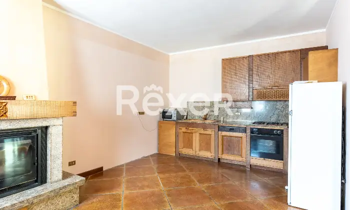 Rexer-Concesio-VILLA-COMPOSTA-DA-DUE-UNITA-Altro