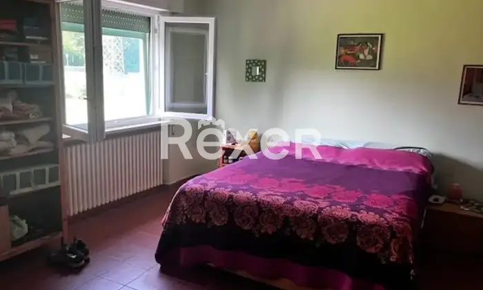 Rexer-Lucca-Villa-bifamiliare-con-ampio-terreno-in-vendita-a-Lucca-Via-di-Vicopelago-e-di-Pozzuolo-Altro