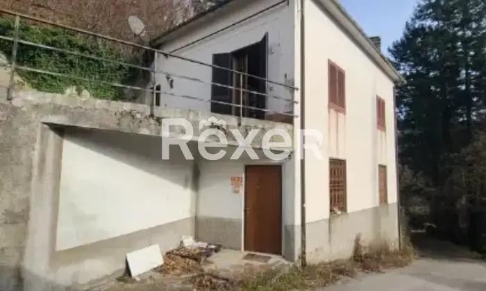 Rexer-Bagni-di-Lucca-Casa-indipendente-con-vista-panoramica-bosco-privato-e-doppio-camino-a-Crasciana-Bagni-di-Lucca-Altro