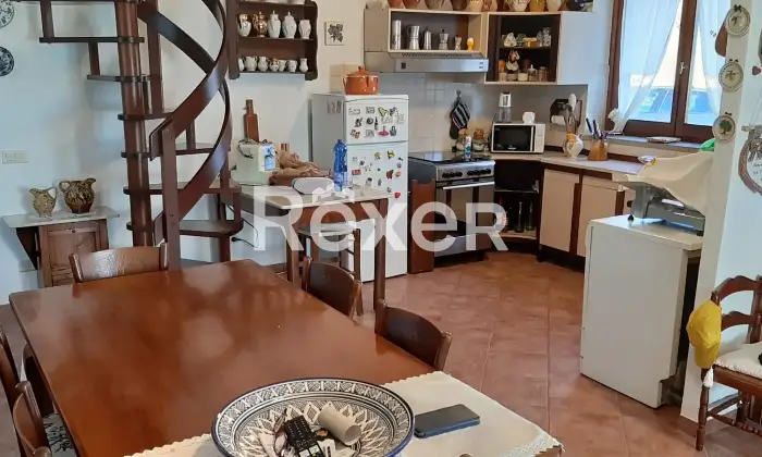 Rexer-Sorano-Villa-panoramica-con-uliveto-e-ampio-terreno-in-vendita-a-Sorano-Localit-Poderetto-Altro