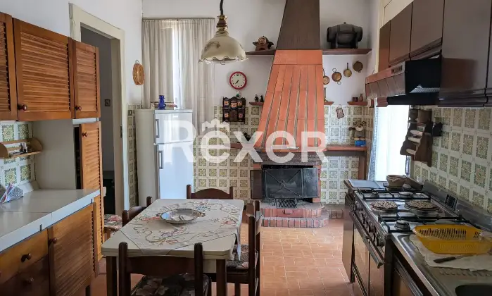 Rexer-Carolei-Ampio-appartamento-nel-centro-di-Carolei-con-sottotetto-Altro