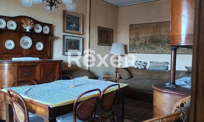 Rexer-Olgiate-Comasco-Trilocale-Soggiorno