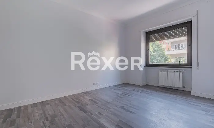 Rexer-Roma-Trieste-Corso-Trieste-luminoso-appartamento-ristrutturato-e-mai-abitato-di-mq-Altro