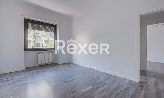 Rexer-Roma-Trieste-Corso-Trieste-luminoso-appartamento-ristrutturato-e-mai-abitato-di-mq-Altro