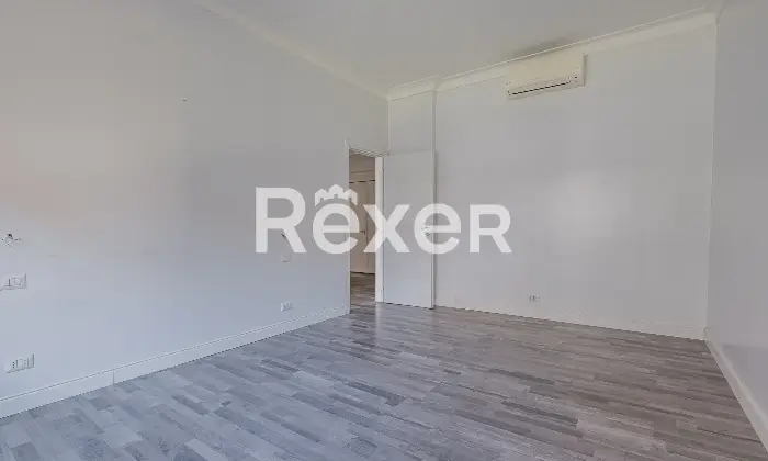 Rexer-Roma-Trieste-Corso-Trieste-luminoso-appartamento-ristrutturato-e-mai-abitato-di-mq-Altro