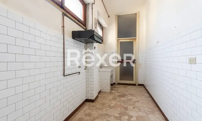 Rexer-Milano-VIA-SAN-BARNABA-APPARTAMENTO-DI-MQ-CON-TERRAZZO-SOLAIO-DI-PERTINENZA-Altro