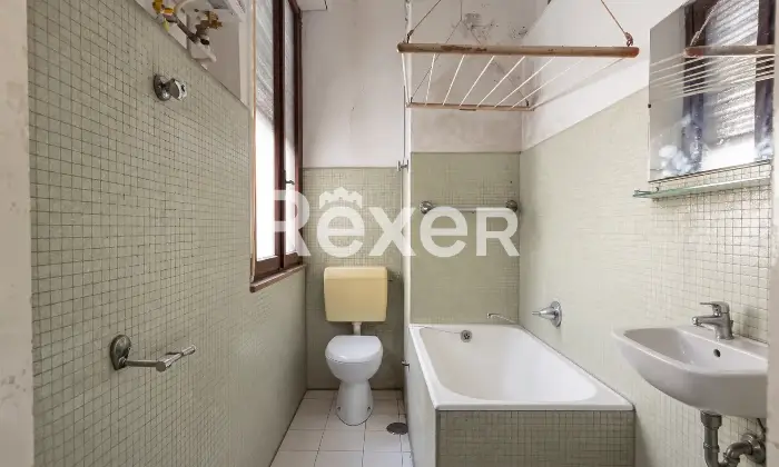 Rexer-Milano-VIA-SAN-BARNABA-APPARTAMENTO-DI-MQ-CON-TERRAZZO-SOLAIO-DI-PERTINENZA-Altro