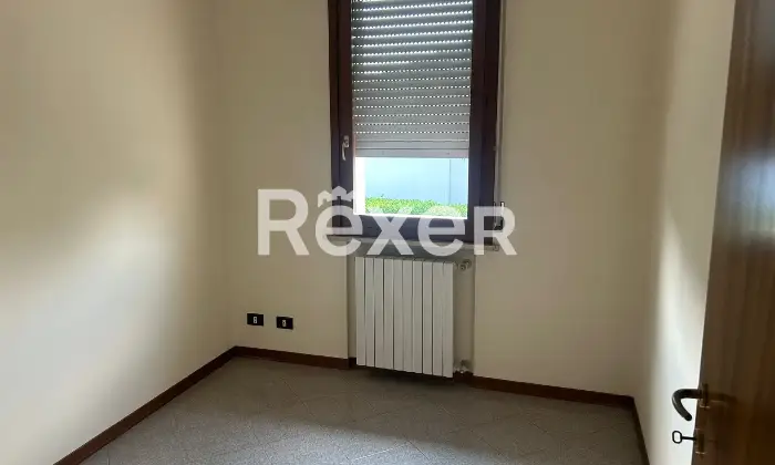 Rexer-San-Giorgio-Bigarello-Casa-indipendente-con-giardino-e-ampio-garage-a-San-Giorgio-Bigarello-Altro