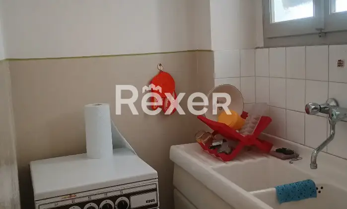 Rexer-Valsolda-Terratetto-disposto-su-livelli-nel-borgo-antico-di-Drano-Altro