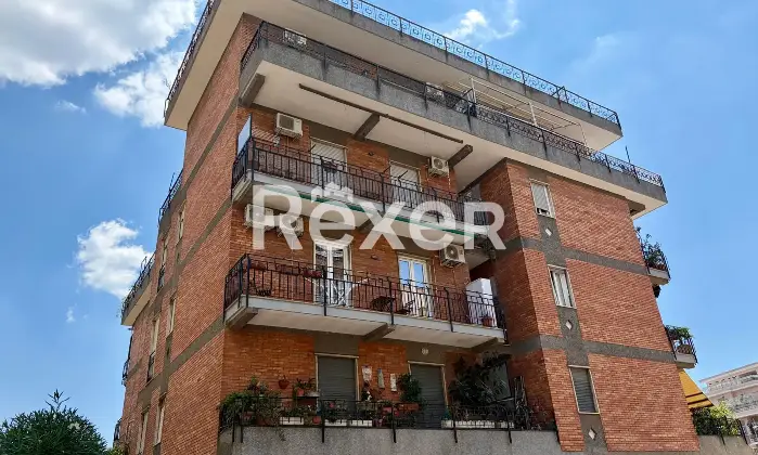 Rexer-Roma-Ampio-Trilocale-Piano-Altro