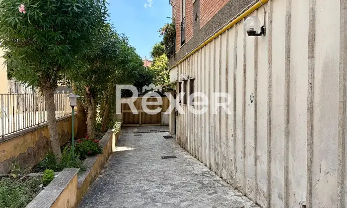Rexer-Roma-Ampio-Trilocale-Piano-Altro