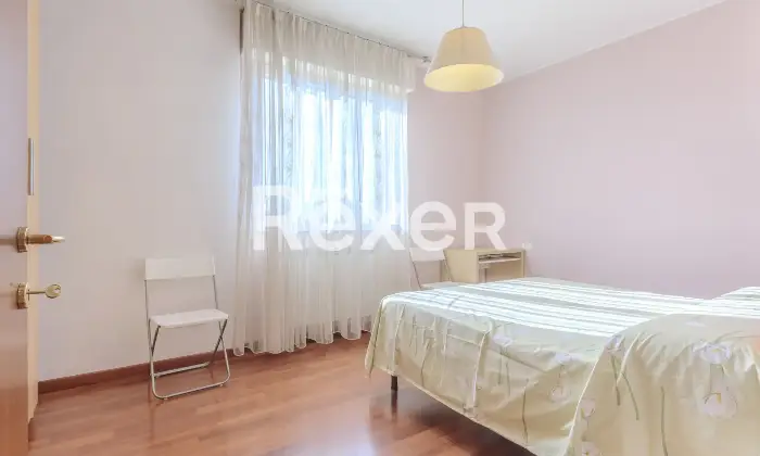 Rexer-Gorle-Bilocale-con-ampio-terrazzo-box-e-ascensore-Altro