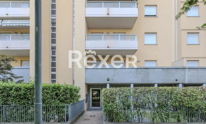 Rexer-Gorle-Bilocale-con-ampio-terrazzo-box-e-ascensore-Altro