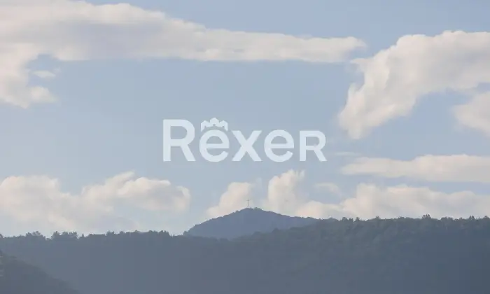 Rexer-Gorle-Bilocale-con-ampio-terrazzo-box-e-ascensore-Altro