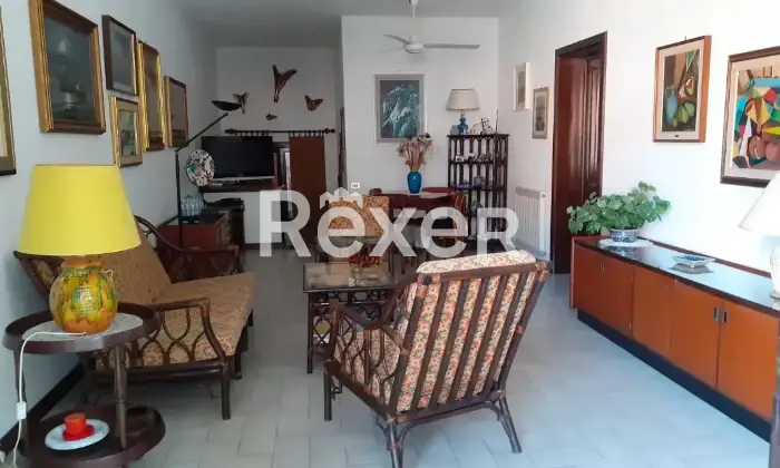Rexer-Castiglione-della-Pescaia-Ampio-appartamento-a-pochi-passi-dal-mare-con-giardino-e-posto-auto-privato-Altro