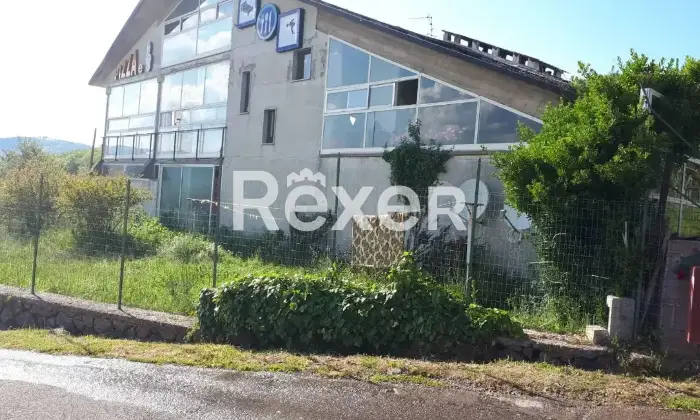 Rexer-Santa-Fiora-Santa-Fiora-Via-Giacomo-Matteotti-Ampia-propriet-con-piscina-e-mq-di-terreno-Altro