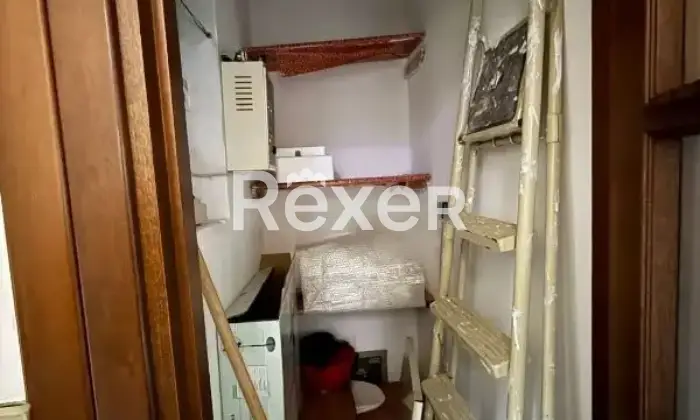 Rexer-Livorno-Ampio-appartamento-con-posto-auto-e-cantina-Quartiere-Coteto-Livorno-Altro