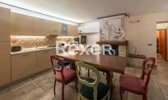 Rexer-campobasso-Prestigioso-Palazzo-Storico-di-mq-nel-Cuore-di-Campobasso-Altro