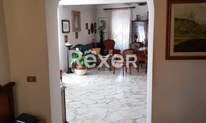 Rexer-Carrara-Villa-vista-mare-prima-collina-a-Fossola-Carrara-Soggiorno