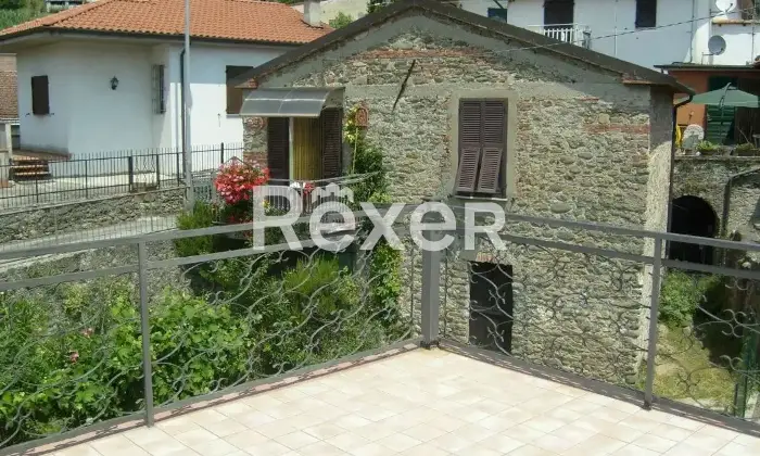 Rexer-Licciana-Nardi-Vendesi-villetta-a-schiera-con-giardino-Localit-Monti-Licciana-Nardi-Altro