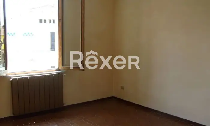Rexer-Licciana-Nardi-Vendesi-villetta-a-schiera-con-giardino-Localit-Monti-Licciana-Nardi-Altro