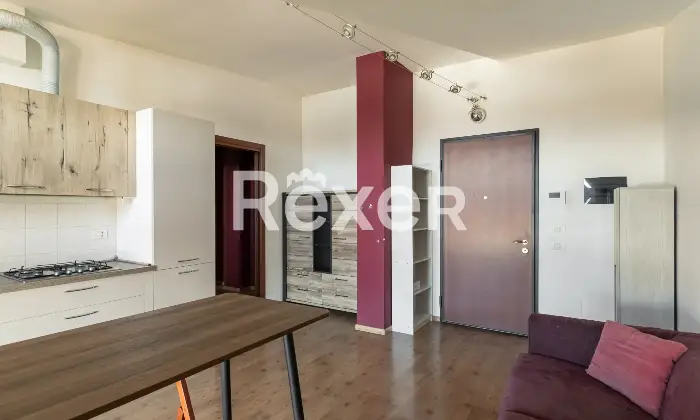 Rexer-Abbiategrasso-Zona-San-Pietro-Boschetto-bilocale-piano-alto-con-ascensore-box-e-cantina-compresi-Altro