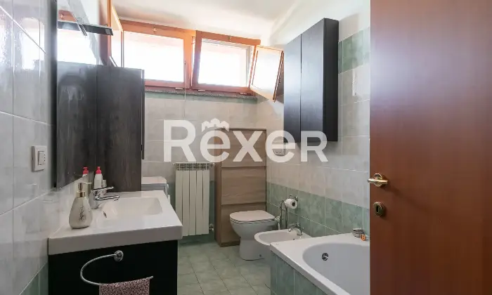 Rexer-Abbiategrasso-Zona-San-Pietro-Boschetto-bilocale-piano-alto-con-ascensore-box-e-cantina-compresi-Altro