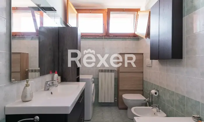 Rexer-Abbiategrasso-Zona-San-Pietro-Boschetto-bilocale-piano-alto-con-ascensore-box-e-cantina-compresi-Altro