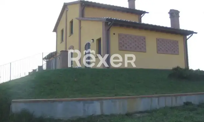 Rexer-Montopoli-in-Val-dArno-Villa-con-piscina-e-quattro-unit-indipendenti-a-Castel-del-Bosco-Altro