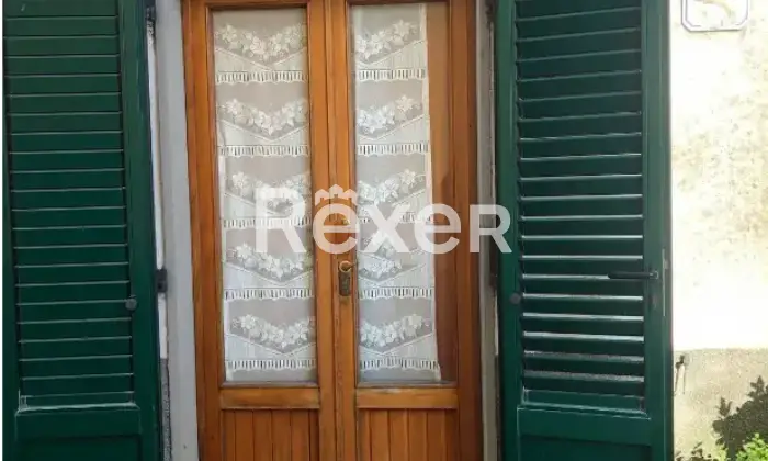 Rexer-San-Marcello-Piteglio-Appartamento-indipendente-con-due-camere-studio-e-soffitta-Altro