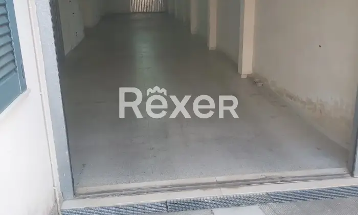 Rexer-Uggiano-La-Chiesa-Abitazione-indipendente-su-tre-livelli-con-garage-fotovoltaico-e-balconi-Altro