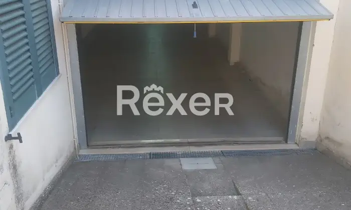 Rexer-Uggiano-La-Chiesa-Abitazione-indipendente-su-tre-livelli-con-garage-fotovoltaico-e-balconi-Altro