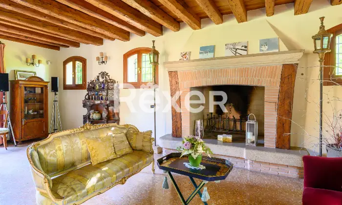 Rexer-Rubano-VILLA-SINGOLA-CON-PISCINA-E-DEPENDANCE-ALLINTERNO-DI-AMPIO-PARCO-PRIVATO-Altro