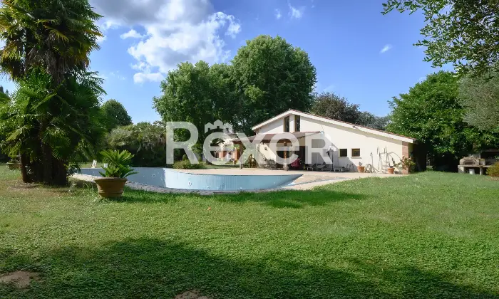 Rexer-Rubano-VILLA-SINGOLA-CON-PISCINA-E-DEPENDANCE-ALLINTERNO-DI-AMPIO-PARCO-PRIVATO-Altro