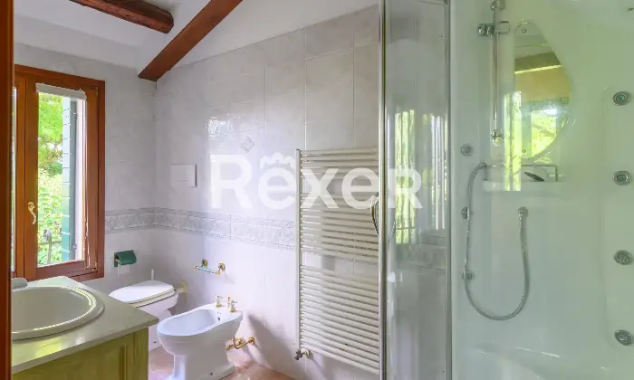 Rexer-Rubano-VILLA-SINGOLA-CON-PISCINA-E-DEPENDANCE-ALLINTERNO-DI-AMPIO-PARCO-PRIVATO-Altro