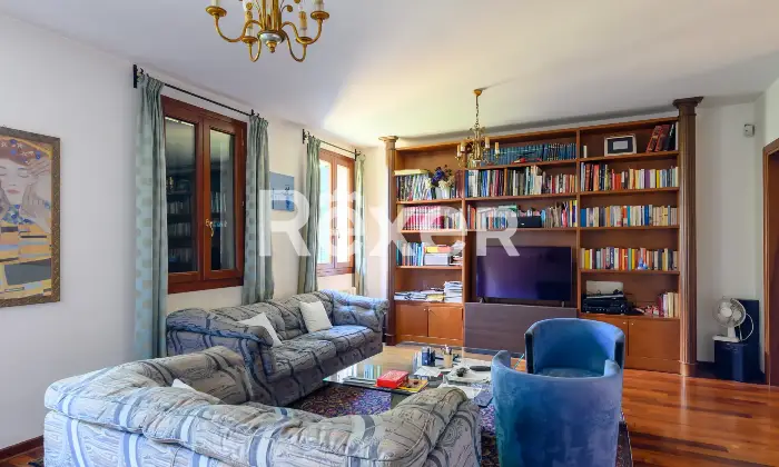 Rexer-Rubano-VILLA-SINGOLA-CON-PISCINA-E-DEPENDANCE-ALLINTERNO-DI-AMPIO-PARCO-PRIVATO-Altro